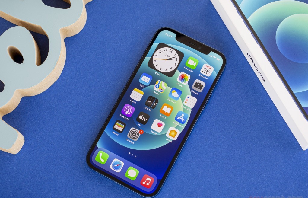 تصویر  گوشی موبایل اپل مدل iPhone 16 CH ظرفیت 128 گیگابایت رم 8 گیگابایت - Not Active